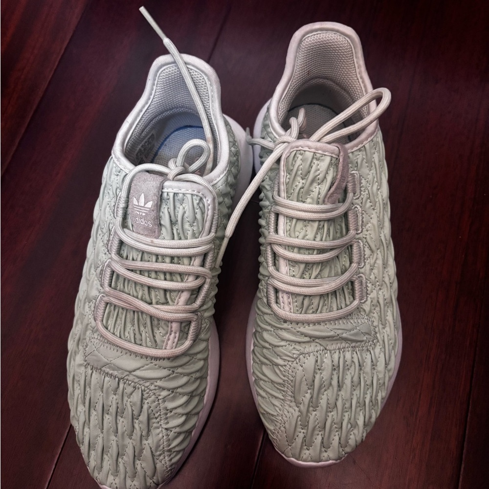 adidas Women's Light Gray Quilted Knit Sneakers